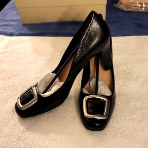 NWOT - Buckle Heels